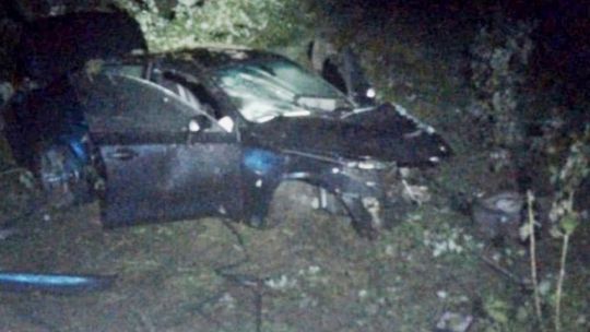 Mechanik dostał do naprawy 400-konne BMW i nocą roztrzaskał je na szkolnym boisku