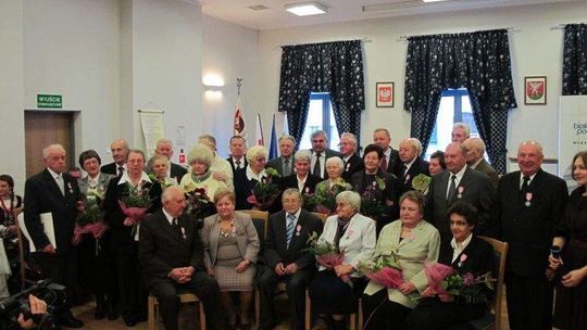 Medale na złote gody dla kilkudziesięciu par (zdjęcia)