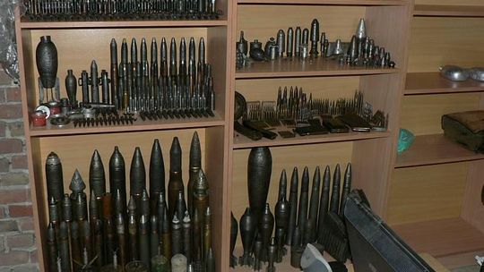 Mełgiew, Świdnik: Policjanci znaleźli bomby lotnicze i pociski