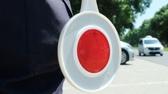 Mercedes w terenie zabudowanym miał na liczniku aż 138 km/h 