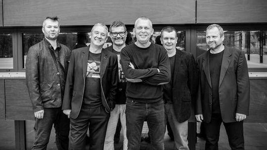 Metamorfozy Sentymentalne. Koncert Raz Dwa Trzy, spotkanie z Kazikiem Staszewskim