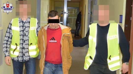 Metodą „na wnuczka” wyłudzili niemal 70 tys. zł. Są już w rękach policji