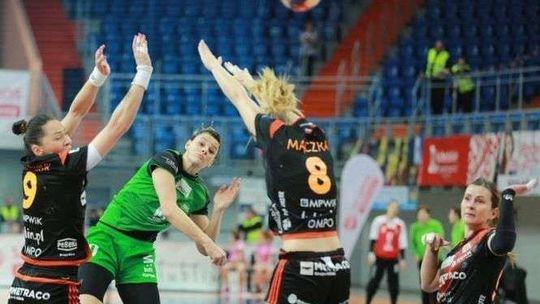 Metraco Zagłębie – MKS Selgros 25:22. Spóźniona pogoń mistrzyń