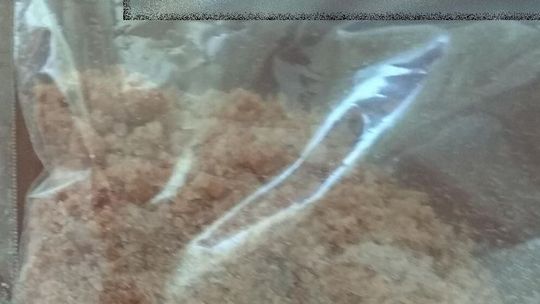 Mężczyzna brał narkotyki i miał przy sobie kilkaset działek. Odpowie przed sądem