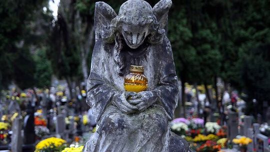 Mężczyzna \"ożył\" po dwóch latach. Policja: procedura przywracania do życia jest zawiła