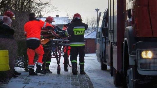 Mężczyzna stracił przytomność w łazience. Tam był piecyk gazowy