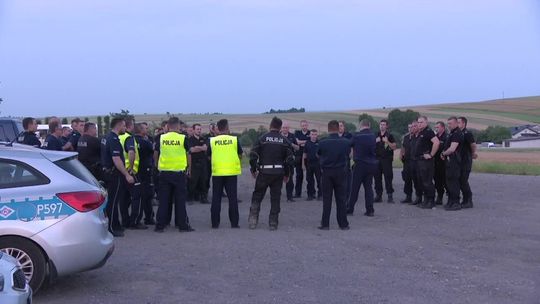 Mężczyzna uciekł z pumą do lasu. Szukają go antyterroryści