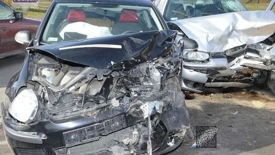 Miał 2 promile. Zjechał na drugi pas i spowodował wypadek