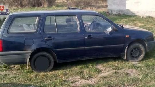 Miał 3 promile, zakaz prowadzenia. Zajechał drogę BMW i uciekł