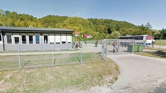 Miał być basen, sklepy, sala widowiskowa. Firma pokazała koncepcję, a teraz milczy