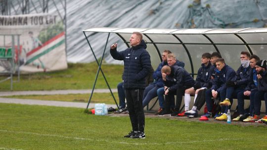 Miał być hit kolejki, a był... walkower. Wyniki Hummel czwartej ligi