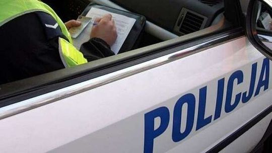 Miał dwa zakazy prowadzenia pojazdów. Jechał dostawczakiem
