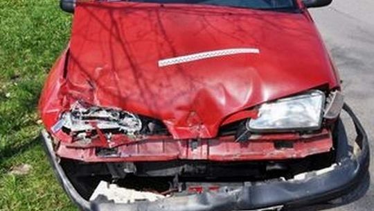 Miał prawie 3 promile. Wiózł żonę i dzieci, wjechał w inny samochód