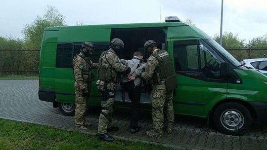 Miał zabijać rannych i więźniów. 25-letni obywatel Austrii zatrzymany w Dorohusku