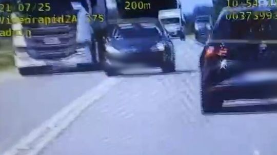 Miała prawo jazdy od miesiąca. Już nie ma, bo wyprzedzała „na czołówkę”