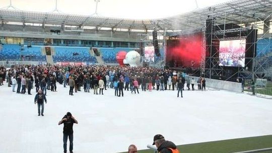 Miało być 15 tys. osób, sprzedali mniej niż 200 biletów. Letnia Scena Eski przesunięta
