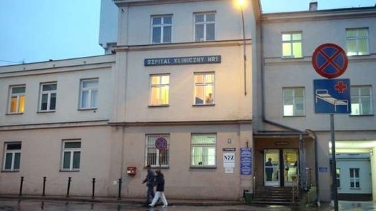 Miało być 400 zł podwyżki dla każdej pielęgniarki. Jest zupełnie inaczej