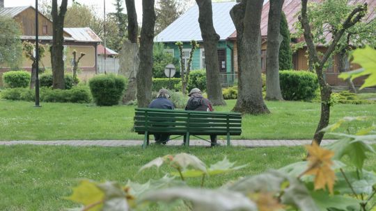 Miasto królewskie się wyludnia i czeka na odmianę. Reportaż Dziennika Wschodniego