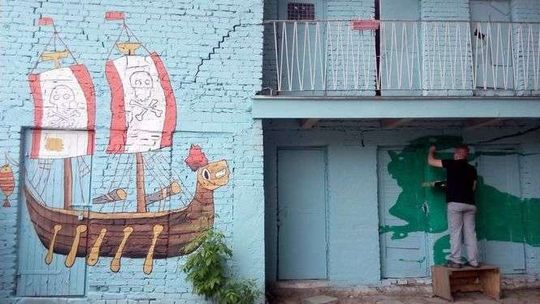 Miasto Poezji 2017: Wiersze na murach, poeci na ulicach