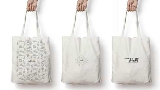 Miasto zamawia gadżety promocyjne. M.in. skarpety, ręczniki i plecaki