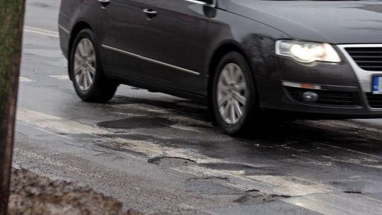 Miasto zleca wielki przegląd stanu jezdni i chodników