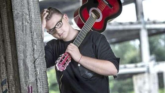 Michał Bartoszuk: Chciałbym zaśpiewać z Anią Dąbrowską