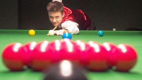 Michał z Lublina ma 18 lat i cel: awans do czołówki snookerzystów na świecie