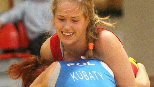 Międzynarodowe mistrzostwa Polski kadetek i juniorek w zapasach, w sobotę w Kraśniku