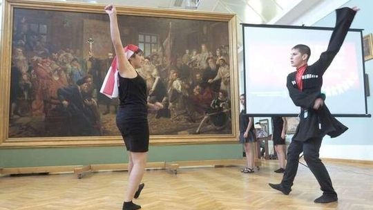 Międzynarodowe spotkanie młodych na Zamku (wideo, zdjęcia)