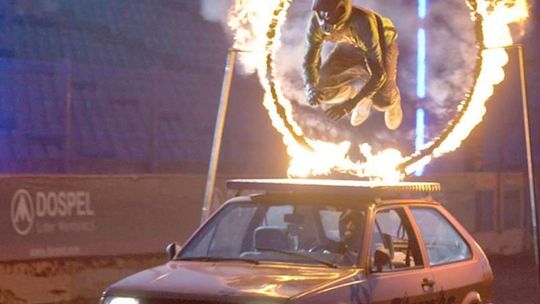 Międzyrzec Podlaski. Kaskaderzy w ogniu