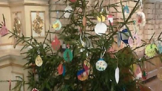 Międzyrzec Podlaski. Prośby z bombki zamień na paczkę