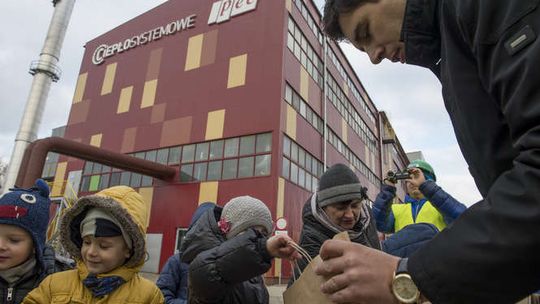 Miejska spółka musi wydać 34 mln zł. Bo emituje za dużo dwutlenku węgla