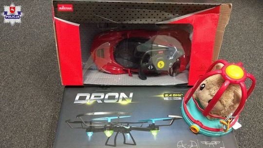 Mieli chęć na alkohol. Ale do koszyka zapakowali też zabawki