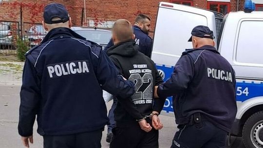 Mieli przy sobie narkotyki. Zostali zatrzymani