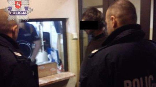 Mierzył do policjantów z przerobionej broni. Trafił do aresztu