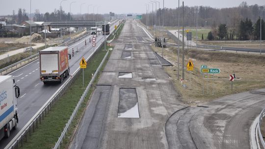 Miesiące do otwarcia drugiej nitki obwodnicy Kocka. Zdjęcia z budowy obwodnica_Kocka