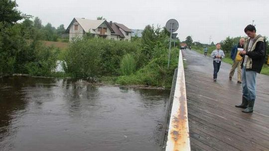 Mieszkańcy Biłgoraja od niedzieli walczą z podtopieniami