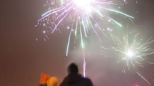 Mieszkańcy Chełma witali Nowy Rok na pl. Łuczkowskiego