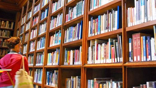 Mieszkańcy kulturalnych pustyń dostaną bibliotekę i dom kultury