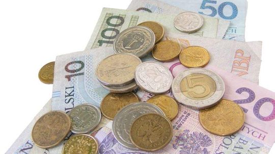 Mieszkańcy Łęcznej chcą obniżyć radnym diety