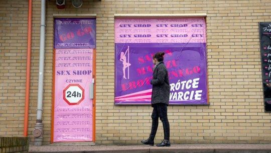 Mieszkańcy mają wybór: Albo klub go-go, albo sklep z alkoholem