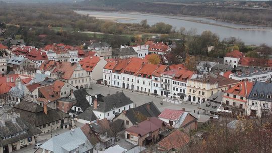 Mieszkańcy nie chcą sieci 5G w Kazimierzu Dolnym. "To może wiązać się z zagrożeniem naszej wolności"