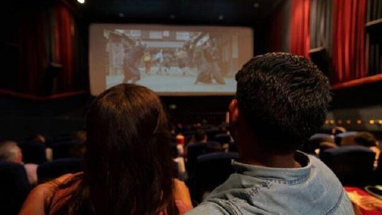 Mieszkańcy tęsknią za kinem. Burmistrz widzi szanse, ale nie na hity filmowe 