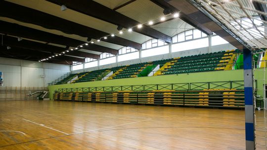 Mieszkańcy Zamościa zafundowali hali remont. OSiR wygrał głosowanie