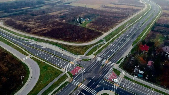 Mieszkania zamiast usług? Radni ponownie zajmą się inwestycją na Sławinie