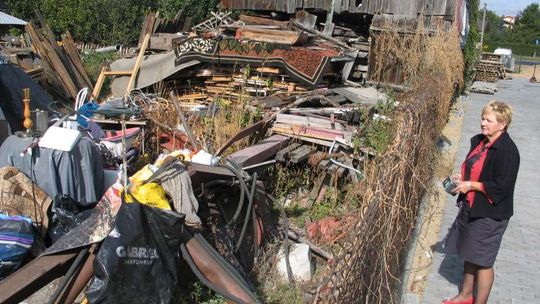 Mieszkaniec Chełma urządził sobie na posesji śmietnisko