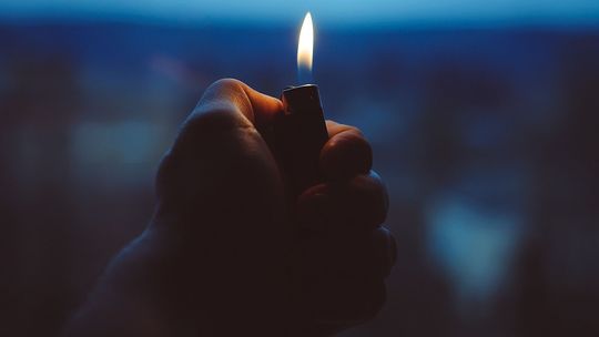 Mieszkaniec Świdnika chciał podpalić swoją dziewczynę