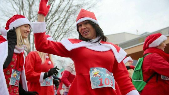 Mikołaje w Świdniku pobiegły dla Lenki 