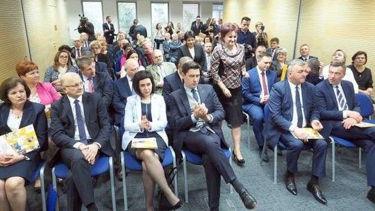 Miliony dla zawodówek. Pieniądze trafią do 37 szkół w regionie