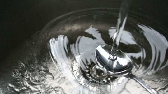 Miliony na wodociągi. "Podpięcie mieszkańców do sieci jest wyzwaniem"